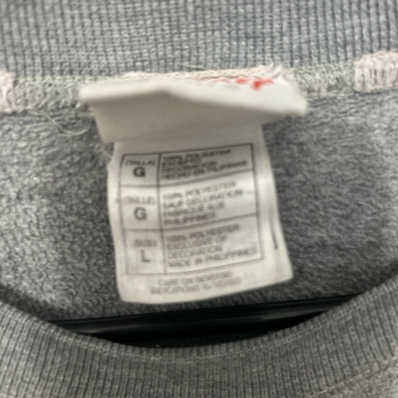 Disney Eeyore ice skates sweatshirt size large gray appliqué crewneck - Picture 4 of 6